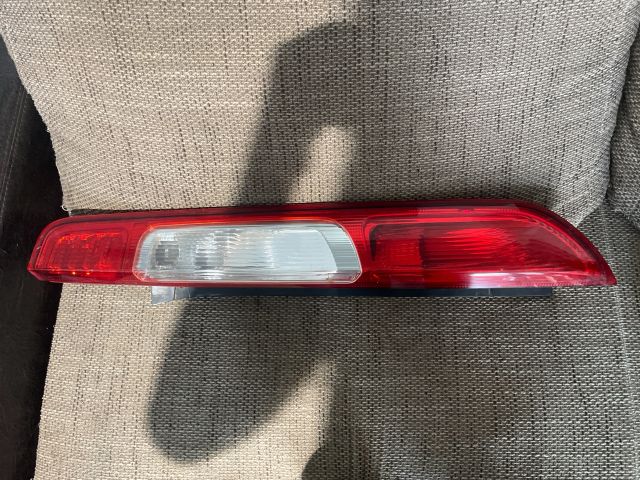 bontott FORD FOCUS II Bal Hátsó Lámpa