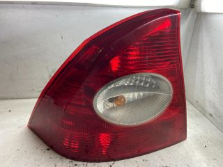 bontott FORD FOCUS II Bal Hátsó Lámpa