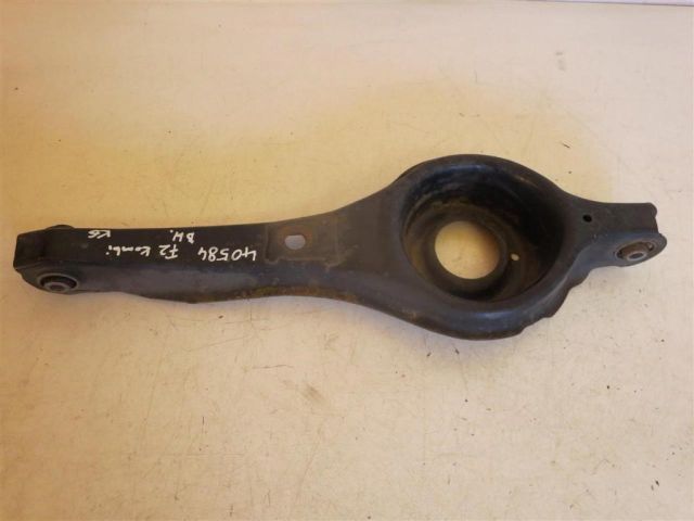 bontott FORD FOCUS II Bal hátsó Lengőkar