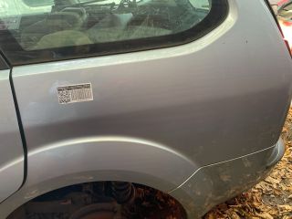 bontott FORD FOCUS II Bal hátsó Sárvédő