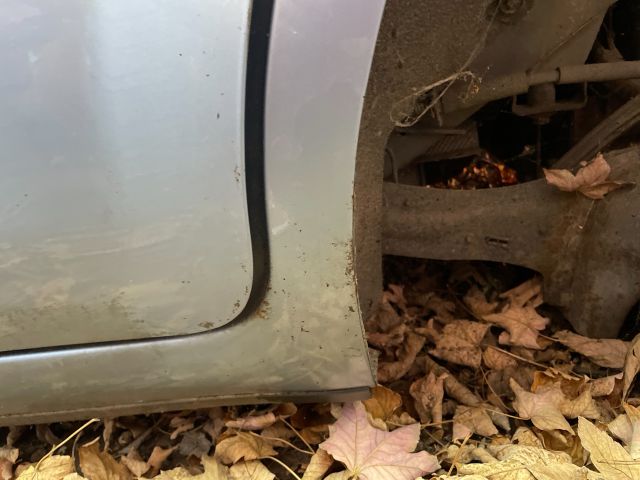 bontott FORD FOCUS II Bal hátsó Sárvédő