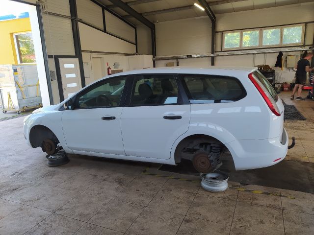 bontott FORD FOCUS II Bal hátsó Zsanér