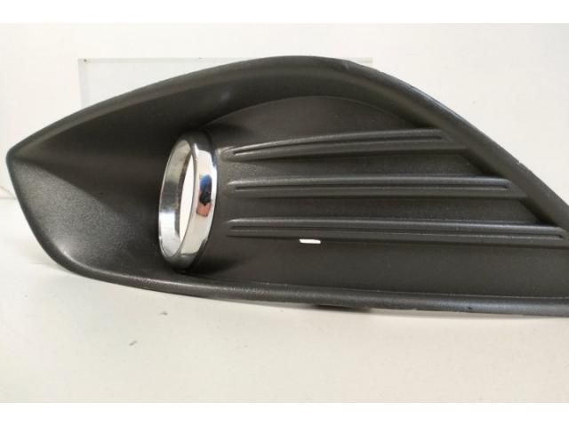 bontott FORD FOCUS II Bal Ködlámpa Rács