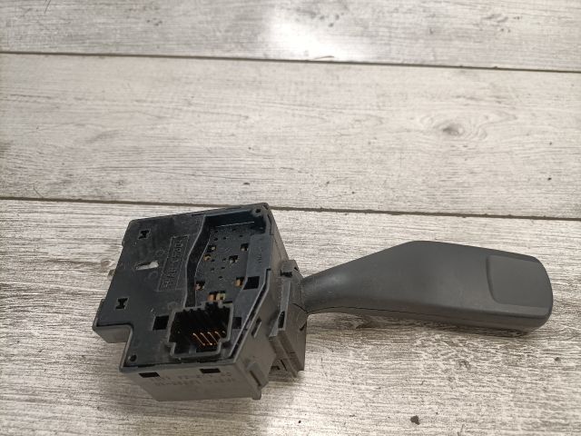 bontott FORD FOCUS II Bal Kormánykapcsoló Irányjelző