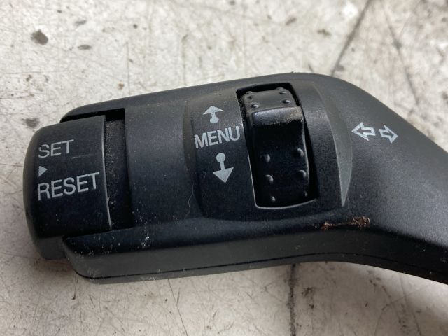 bontott FORD FOCUS II Bal Kormánykapcsoló Irányjelző