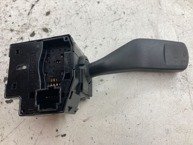 bontott FORD FOCUS II Bal Kormánykapcsoló Irányjelző