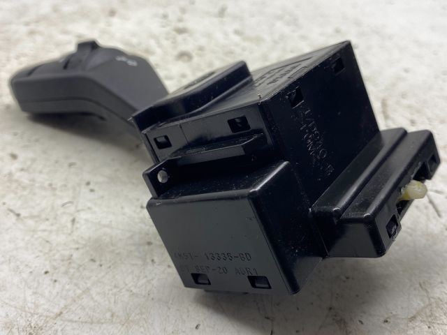 bontott FORD FOCUS II Bal Kormánykapcsoló Irányjelző