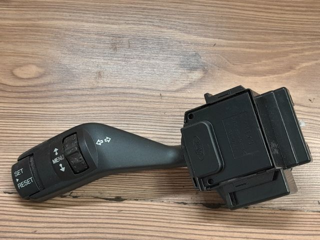 bontott FORD FOCUS II Bal Kormánykapcsoló Irányjelző