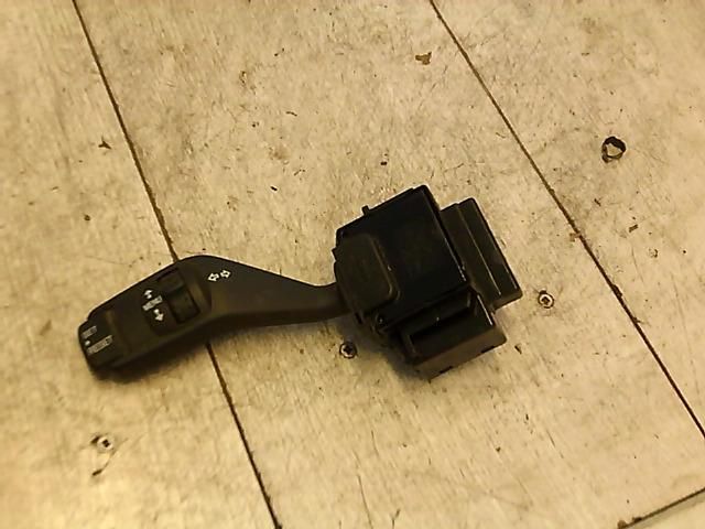 bontott FORD FOCUS II Bal Kormánykapcsoló Irányjelző