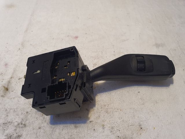 bontott FORD FOCUS II Bal Kormánykapcsoló Irányjelző