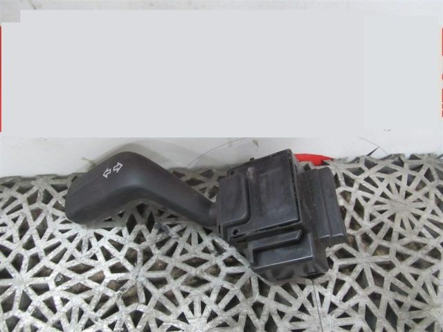 bontott FORD FOCUS II Bal Kormánykapcsoló Irányjelző