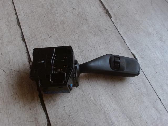 bontott FORD FOCUS II Bal Kormánykapcsoló Irányjelző