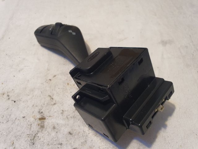 bontott FORD FOCUS II Bal Kormánykapcsoló Irányjelző