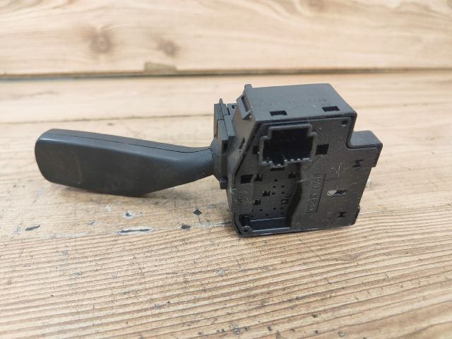 bontott FORD FOCUS II Bal Kormánykapcsoló Irányjelző