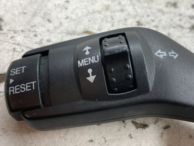 bontott FORD FOCUS II Bal Kormánykapcsoló Irányjelző