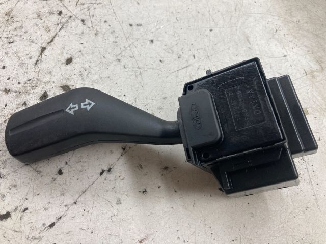 bontott FORD FOCUS II Bal Kormánykapcsoló Irányjelző