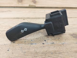 bontott FORD FOCUS II Bal Kormánykapcsoló Irányjelző