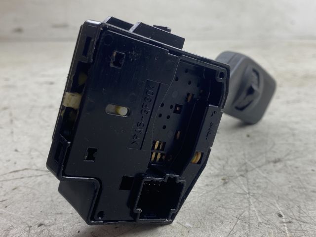 bontott FORD FOCUS II Bal Kormánykapcsoló Irányjelző