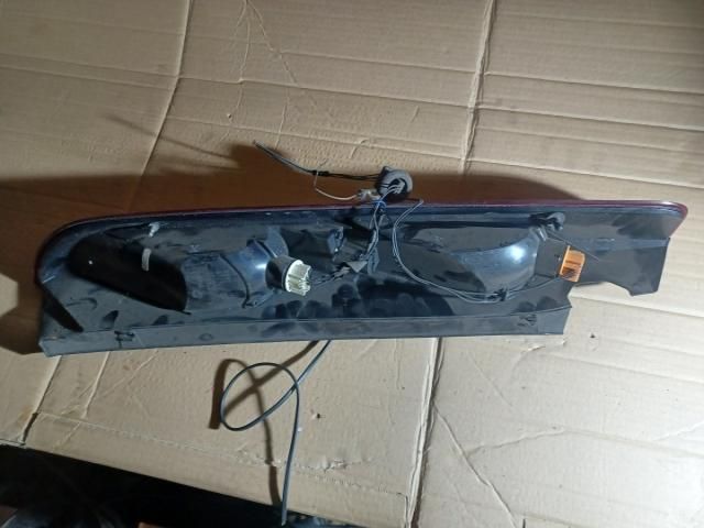 bontott FORD FOCUS II Bal Külső Hátsó Lámpa