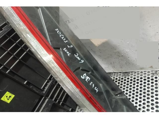 bontott FORD FOCUS II Bal Külső Hátsó Lámpa