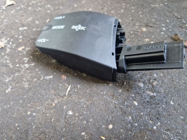 bontott FORD FOCUS II Bal Multikormány Kapcsoló