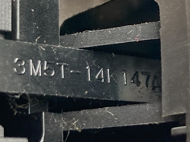 bontott FORD FOCUS II Bal Multikormány Kapcsoló