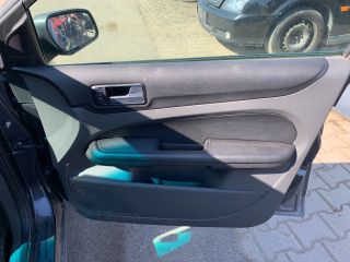 bontott FORD FOCUS II Bal Napellenző