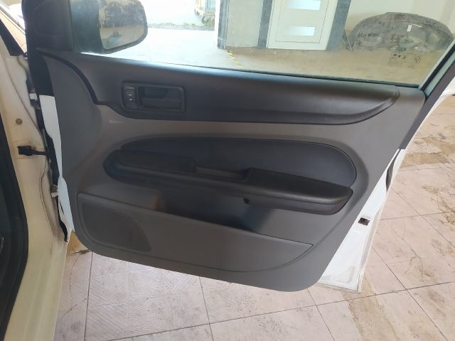 bontott FORD FOCUS II Bal Szellőző