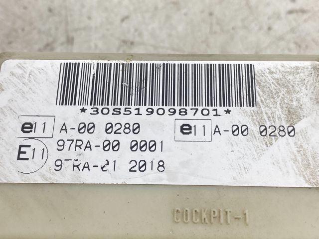 bontott FORD FOCUS II Biztosítéktábla Doboz