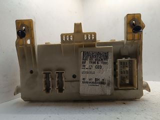 bontott FORD FOCUS II Biztosítéktábla Doboz