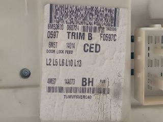 bontott FORD FOCUS II Biztosítéktábla Doboz