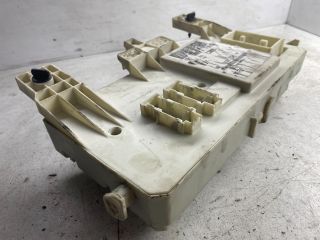 bontott FORD FOCUS II Biztosítéktábla Doboz