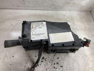 bontott FORD FOCUS II Biztosítéktábla Doboz