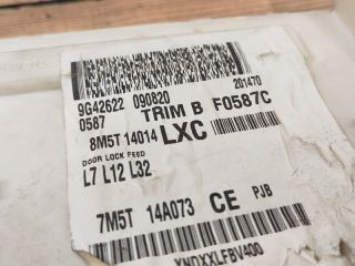 bontott FORD FOCUS II Biztosítéktábla Utastér