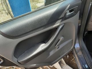 bontott FORD FOCUS II Biztosítéktábla Utastér