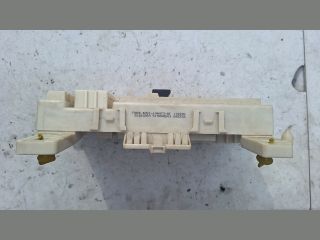 bontott FORD FOCUS II Biztosítéktábla Utastér