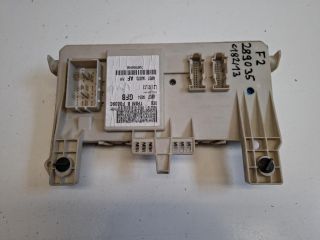 bontott FORD FOCUS II Biztosítéktábla Utastér