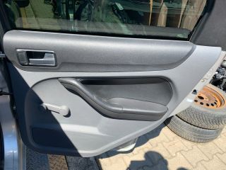 bontott FORD FOCUS II Biztosítéktábla Utastér