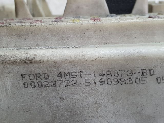 bontott FORD FOCUS II Biztosítéktábla Utastér