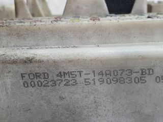 bontott FORD FOCUS II Biztosítéktábla Utastér