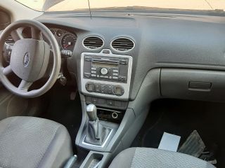 bontott FORD FOCUS II Biztosítéktábla Utastér