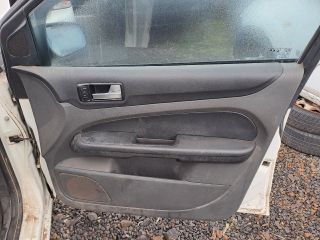 bontott FORD FOCUS II Biztosítéktábla Utastér