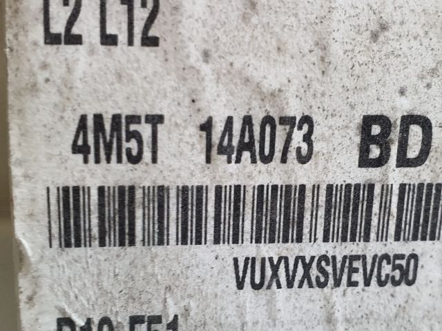 bontott FORD FOCUS II Biztosítéktábla Utastér