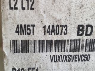 bontott FORD FOCUS II Biztosítéktábla Utastér