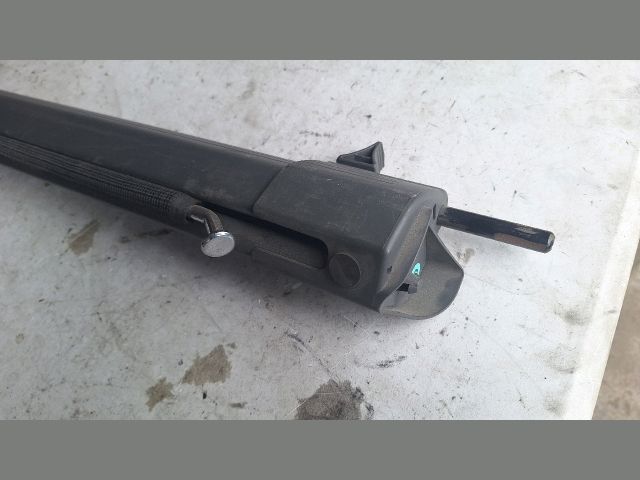 bontott FORD FOCUS II Csomagtér Háló