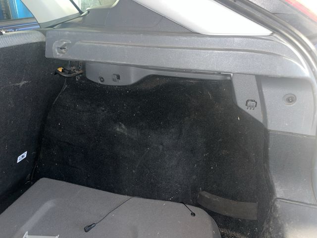 bontott FORD FOCUS II Csomagtér Kárpit