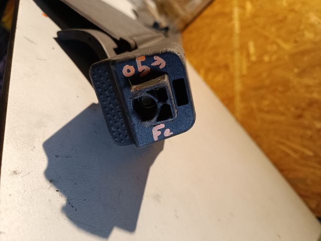 bontott FORD FOCUS II Csomagtér Roló