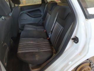 bontott FORD FOCUS II Csomagtér Roló