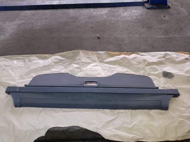 bontott FORD FOCUS II Csomagtér Roló