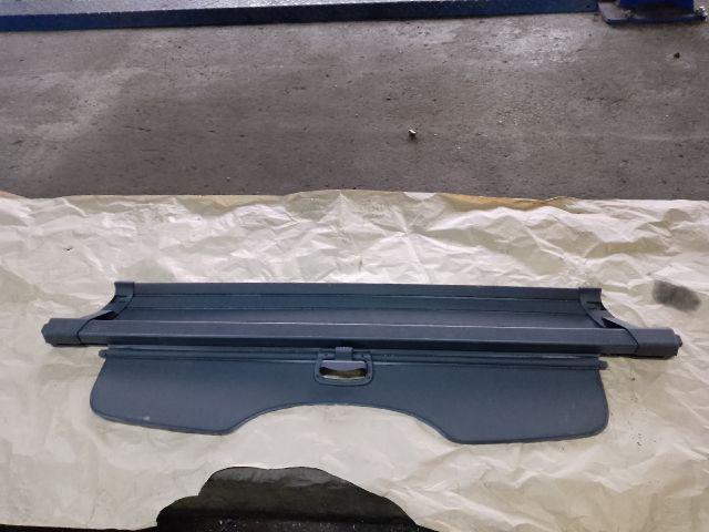 bontott FORD FOCUS II Csomagtér Roló